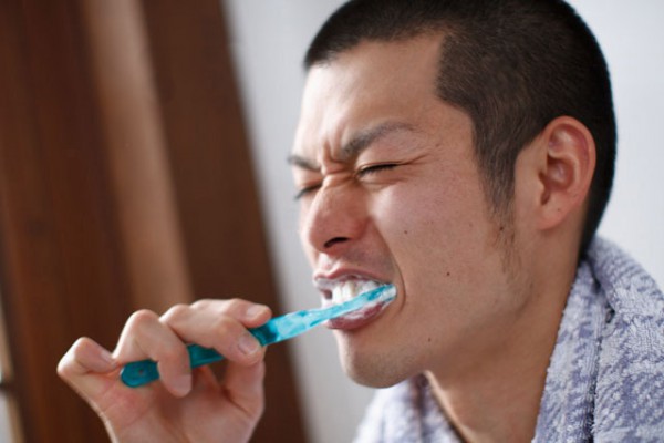 寝る前に歯を磨く？